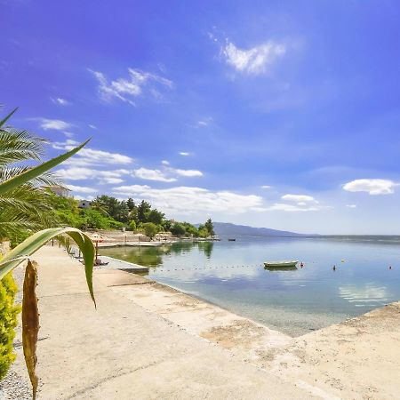 Holiday Home Marijana By Interhome Масленица Экстерьер фото