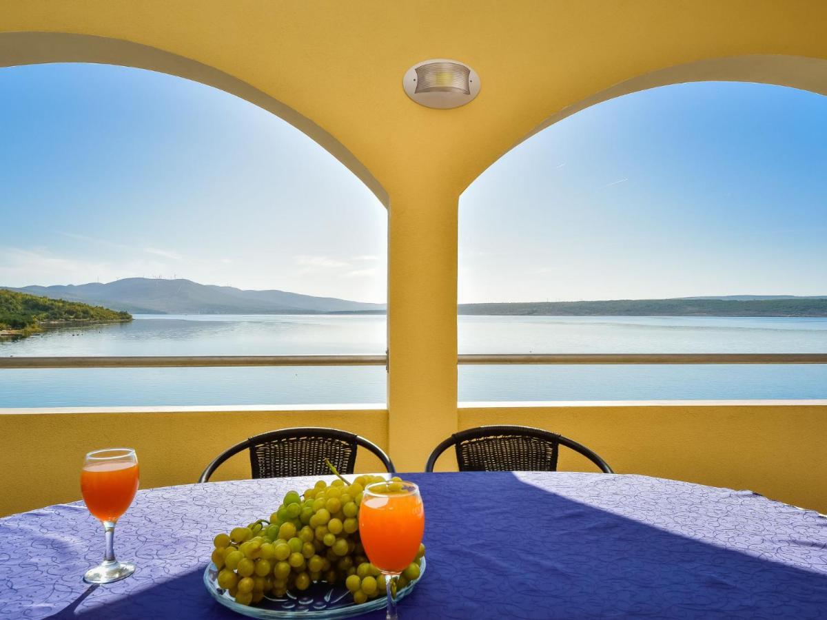 Holiday Home Marijana By Interhome Масленица Экстерьер фото